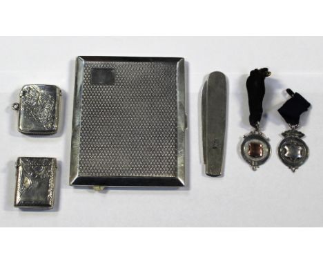 A George V hallmarked silver cigarette case with engine turned decoration and vacant cartouche, Thomas William Lack, Birmingh
