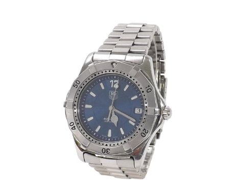 Tag Heuer 2000 Series stainless steel gentleman's bracelet watch, ref. WK2117, serial no. SR6706, blue dial, 40mm (J3W3H9)  .