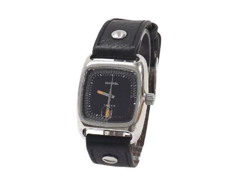 Diesel 10BAR stainless steel gentleman's wristwatch, ref. DZ.2017, 250201, black strap, quartz, 31mm (923UPC)  .  Condition R