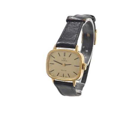 Omega De Ville gold plated lady's wristwatch, ref. 511.413, circa 1978, oval champagne dial with baton markers, cal. 625 17 j