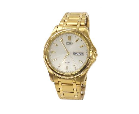 Citizen Eco-Drive WR 50 gold plated gentleman's bracelet watch, E101-S034957, the dial with day/date apertures, 38mm (M81JWK)