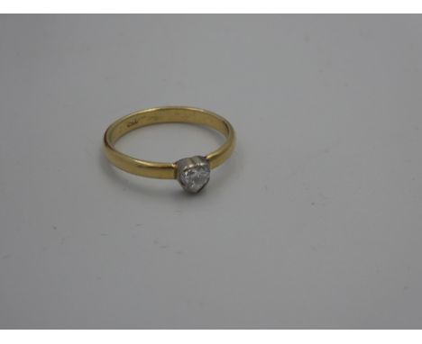 18ct Yellow gold hear shaped single stone diamond ring size K