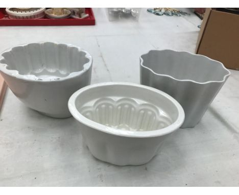 Three vintage ceramic jelly moulds