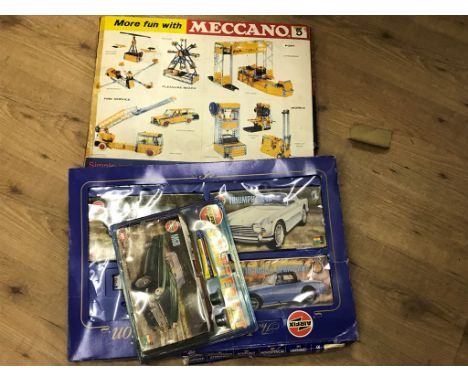 Airfix boxed model sets and boxed Meccano set.