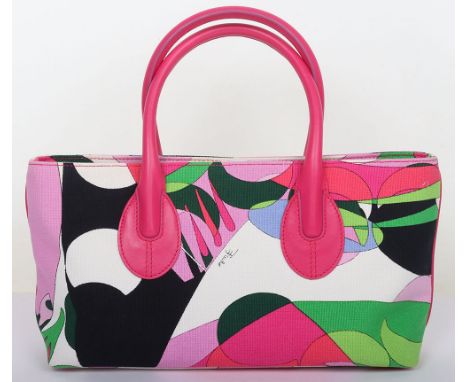 Vintage Emilio Pucci Mini Handbag
Vintage Emilio Pucci mini handbag, a true collector's item. Renowned for its vibrant colour