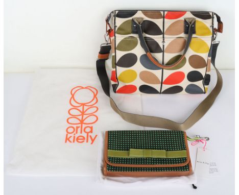 Orla Kiely Large Shoulder Bag & Purse - Purse features bow design 
Add a touch of fun and whimsy to your wardrobe with this O