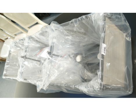 Kitchen Island Type 6 Bulb Light Fitting:(please refer to conditions on lot 599) 