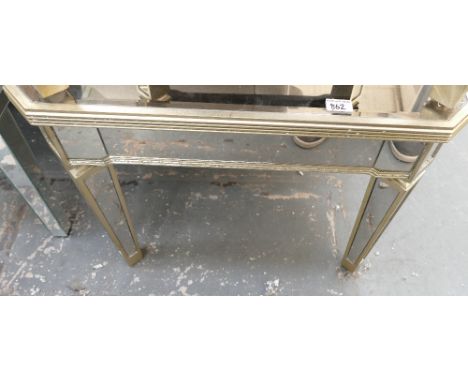 Gilt framed Mirror Panelled Coffee table: 71 x 61 x 58cm height(please refer to conditions on lot 599) 