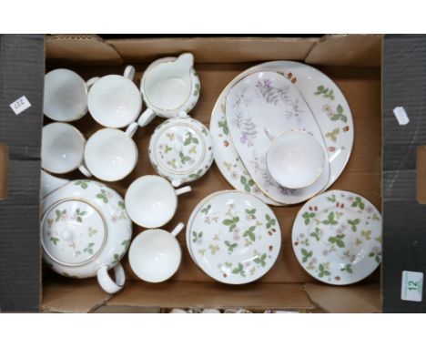 Wedgwood Wild Strawberry tea set: to include 6 cups and saucers, side plates, milk jug, sugar bowl , teapot and cake plate to