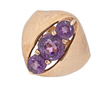 An amethyst ring, in 9ct gold, London 1974, 7g, size L Slight wear to hoop