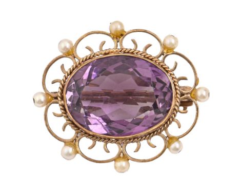 An amethyst and cultured pearl brooch, 32mm l, 7.6g Complete and undamaged