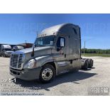 2013 Freightliner TT-CT Cascadia Tractor