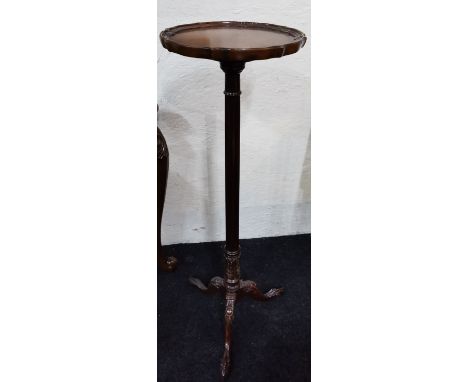 SHAPED TOP TORCHERE WITH CARVED TRIPOD BASE