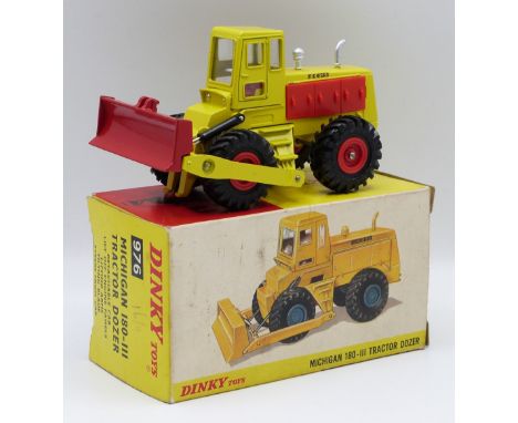 Dinky Toys diecast model Michigan 180-III Tractor Dozer with yelow body and red shovel, engine cover and hubs, 976, in origin