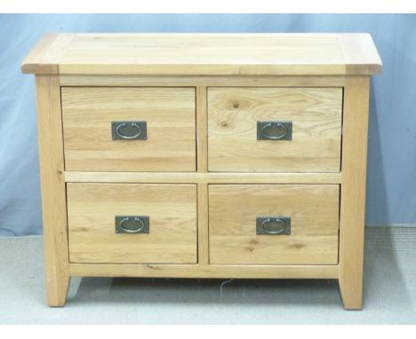 A contemporary light oak chest of four drawers, W100 x D40 x H76cm&nbsp;