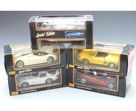 Five Maisto Special Edition 1:18 scale diecast model cars comprising Dodge Concept Vehicle and Viper GTS-R, Ford GT90, Mustan