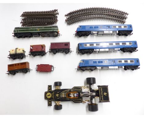 Two Tri-ang Hornby 00 gauge model railway part train sets The Blue Pullman RS.52 and Freight Master RS.51 together with a Cor