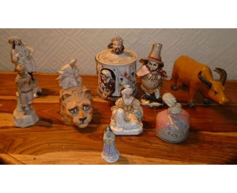 A DERBY STYLE MANSION HOUSE DWARF PORCELAIN FIGURE playing violin, 18cm high, together with VARIOUS OTHER CERAMIC WARES mostl