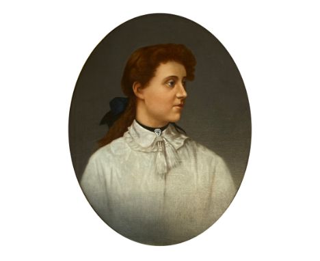 Late 19th/early 20th century portrait of a lady, oil on canvas, within a gilt gesso frame with oval mount, 61x49cm