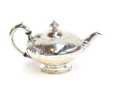 A Victorian silver teapot by Edward, John &amp; William Barnard, London 1847, of squat circular form, 18.6ozt