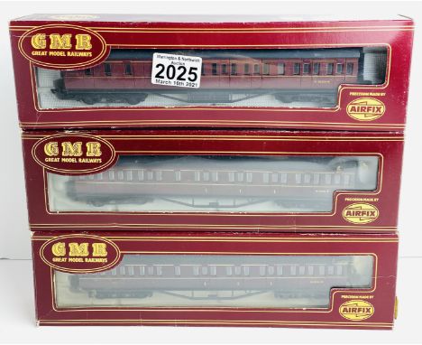 3x Airfix GMR Assorted Coaches  Boxed - P&amp;P Group 1 (£14+VAT for the first lot and £1+VAT for subsequent lots) 