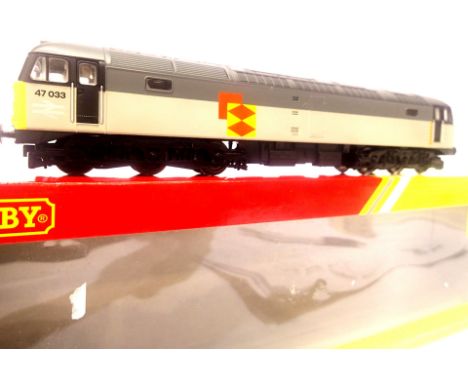 Hornby R3393TTS class 47 47-033 railfreight, grey. P&amp;P Group 1 (£14+VAT for the first lot and £1+VAT for subsequent lots)