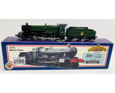 Bachmann M'Dinmore Manor' Loco NO Detail Pack or Instructions, Boxed - P&amp;P Group 1 (£14+VAT for the first lot and £1+VAT 