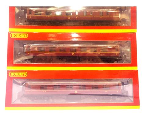 Rake of thee Hornby LMS corridor coaches R4803 First Class, R4804 Third Class, R4805 Brake Third. P&P Group 1 (£14+VAT for th