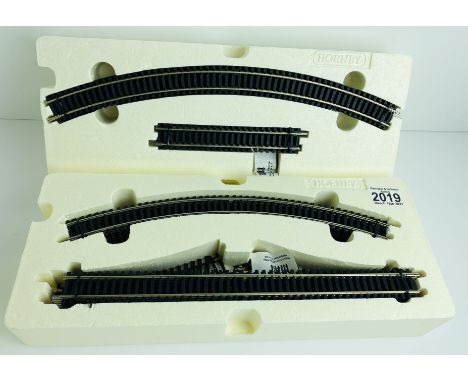 2x Oval of Hornby Track Unused Split from Set  - P&amp;P Group 2 (£18+VAT for the first lot and £3+VAT for subsequent lots) 