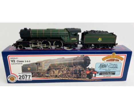 Bachmann Class V2 (renumbered 60895) Loco with Detail Pack, Instructions, Boxed - P&amp;P Group 1 (£14+VAT for the first lot 