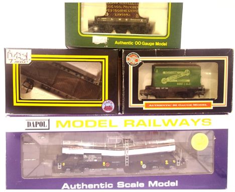 Dapol B850M silver bullet tanker, conflat and bogie bolster, plus replica conflat, all very good-excellent condition, boxed. 