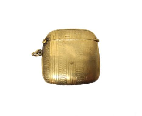 A 9ct gold curved rectangular vesta case, with engine turned decoration, Birmingham 1919, gross weight 29 gms.