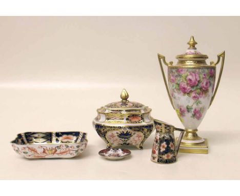 Small group of Crown Derby and Spode Copeland vase. Condition report: see terms and conditions