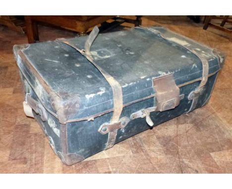 Leather and compressed fibre cabin trunk. Condition report: see terms and conditions