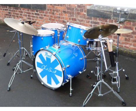 Pearl Chad Smith "Red Hot Chilli Peppers" signature drum kit. Condition report: see terms and conditions