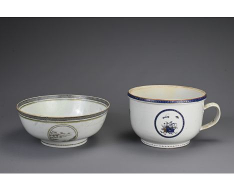 A CHINESE EXPORT PORCELAIN CHAMBER POT AND PUNCH BOWL, 18TH CENTURY. The chamber pot with handle unusually decorated to the i