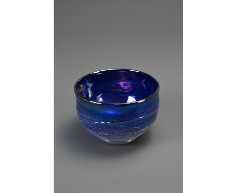 A JAPANESE CONTEMPORARY (HEISEI ERA) GLASS TEA BOWL (CHAWAN) BY NISHINAKA YUKITO. Japanese Contemporary (Heisei era) Glass Te