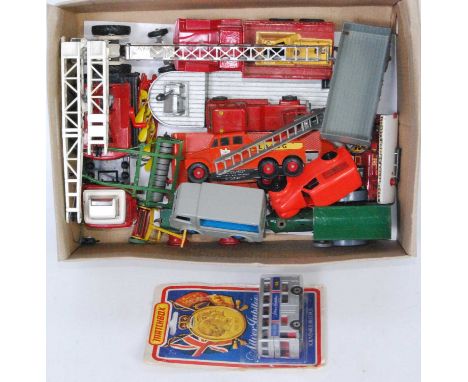 One tray containing a quantity of loose and playworn Dinky Toys, Corgi, Matchbox, Triang Minic and other diecast and tinplate