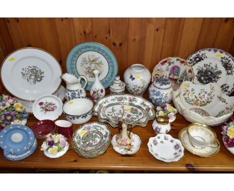 A LARGE QUANTITY OF CERAMICS, comprising an Aynsley 'Gold Dowery' 7892 pattern cup and saucer, Royal Albert 'Sweet Violets' p