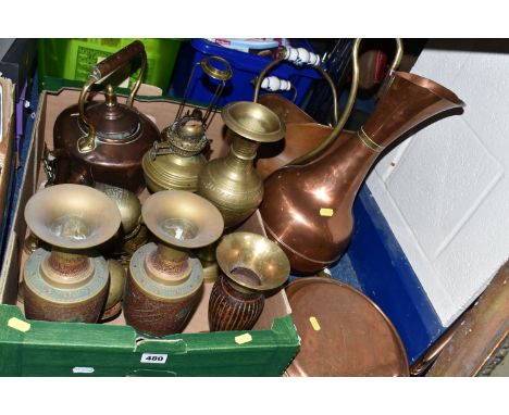 A BOX OF METALWARE, to include a copper kettle, bed warmer, coal scuttle and large ornamental jug, two brass oil lamp bases, 