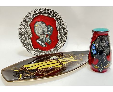 A San Marino type rock/lava glazed dish with sgraffito decoration of a young lady against a red glazed ground (w- 22cm), toge