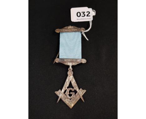 SILVER MASONIC JEWEL NO.678 W BRO K POWLES W.M. 1975