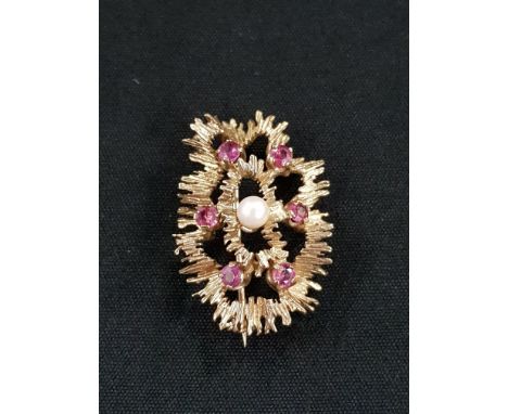 VINTAGE 9 CARAT GOLD RUBY AND PEARL BROOCH 