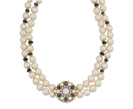 DE VROOMEN: AN 18 CARAT GOLD, CULTURED PEARL AND SAPPHIRE BEAD NECKLACE WITH A CULTURED PEARL, SAPPHIRE AND DIAMOND CLASP,&nb