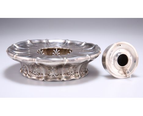 A WILLIAM IV SILVER WARMING STAND FOR A COFEE POT,&nbsp;by Paul Storr, London 1833, stamped Storr &amp; Mortimer 191, segment