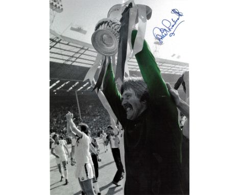 Football Phil Parkes signed 14x10 colourised photo pictured with the FA Cup after West Ham winning the 1980 final against Ars