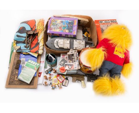 A collection of miscellaneous toys and collectables,  including a Star Wars Empire Strikes Back 'Mix or Match' Storybook, two