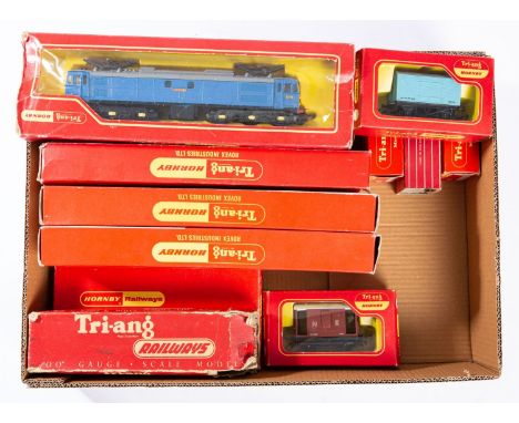 Tri-ang/Hornby OO/HO gauge. A  group of various diesel and elecrioc outline locomotives and rolling stock, including R .351 C