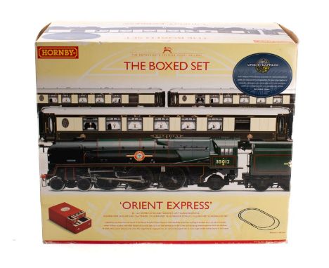 Hornby OO/HO gauge Orient Express 'The Boxed Set' R.1038: BR 4-6-2 United States Lines Merchant Navy Class Locomotive and Ten