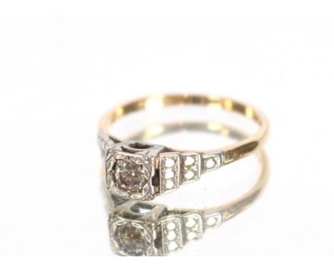 An 18 carat gold diamond set ring, approx. 1/4 carat. 2.5gms total weight